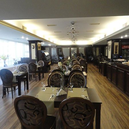 Hotel Druzba Μιχάλοβτσε Εξωτερικό φωτογραφία